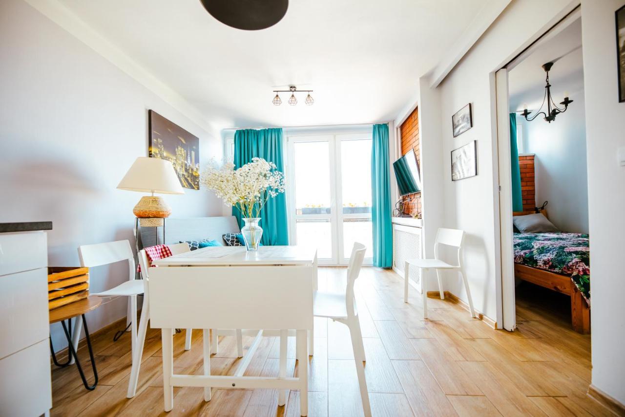 Bright 14Th Floor Central Home With Balcony & Views Varşova Dış mekan fotoğraf