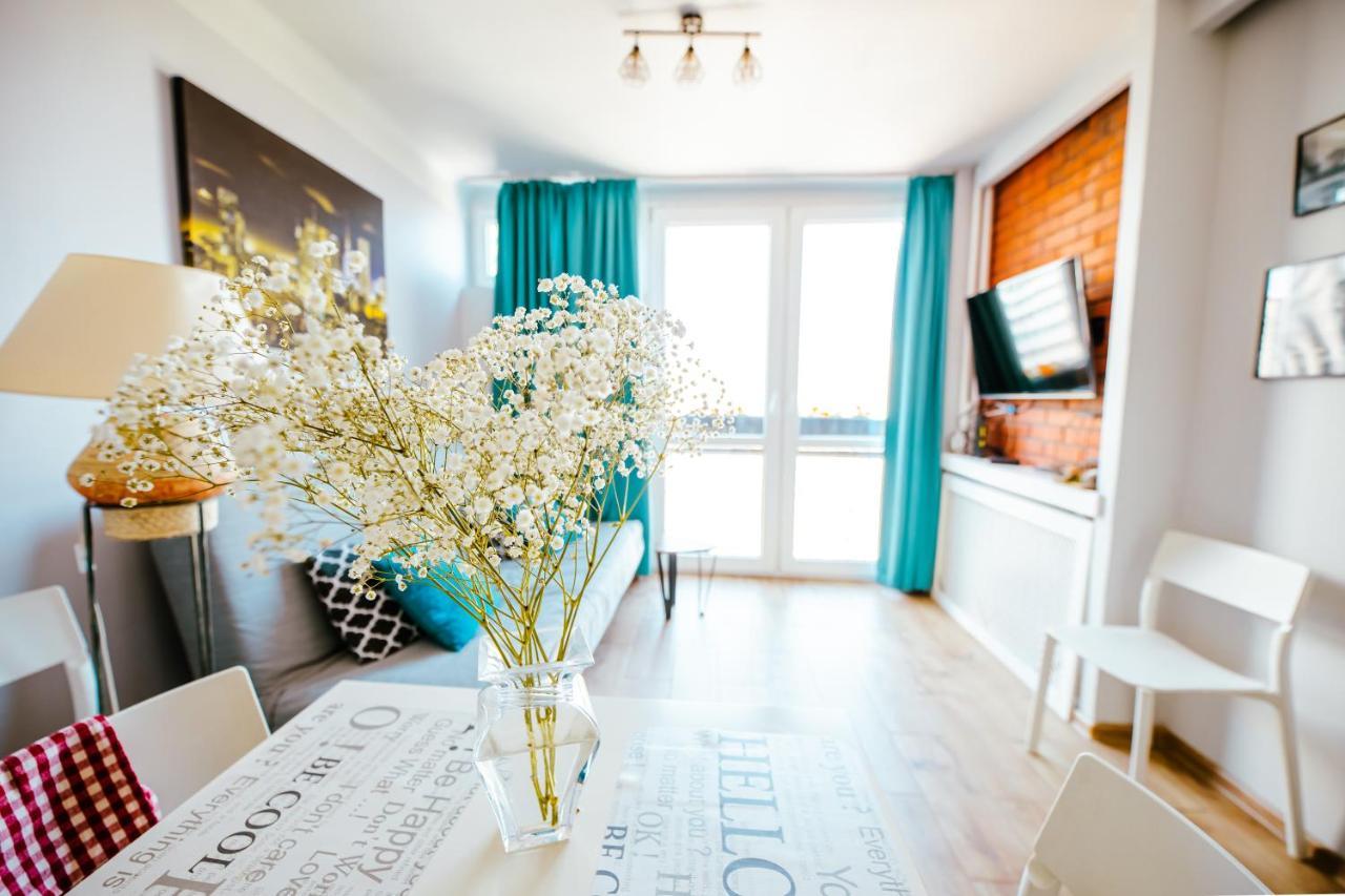 Bright 14Th Floor Central Home With Balcony & Views Varşova Dış mekan fotoğraf