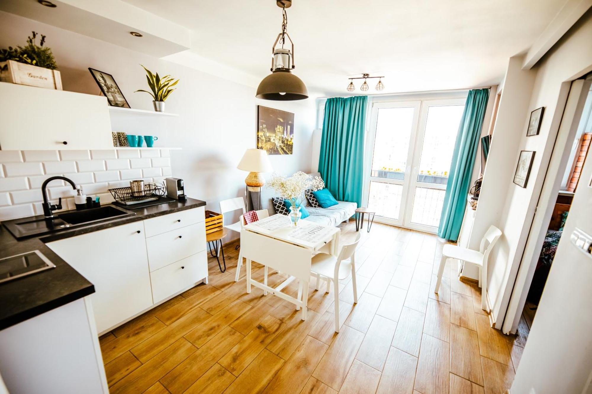 Bright 14Th Floor Central Home With Balcony & Views Varşova Dış mekan fotoğraf