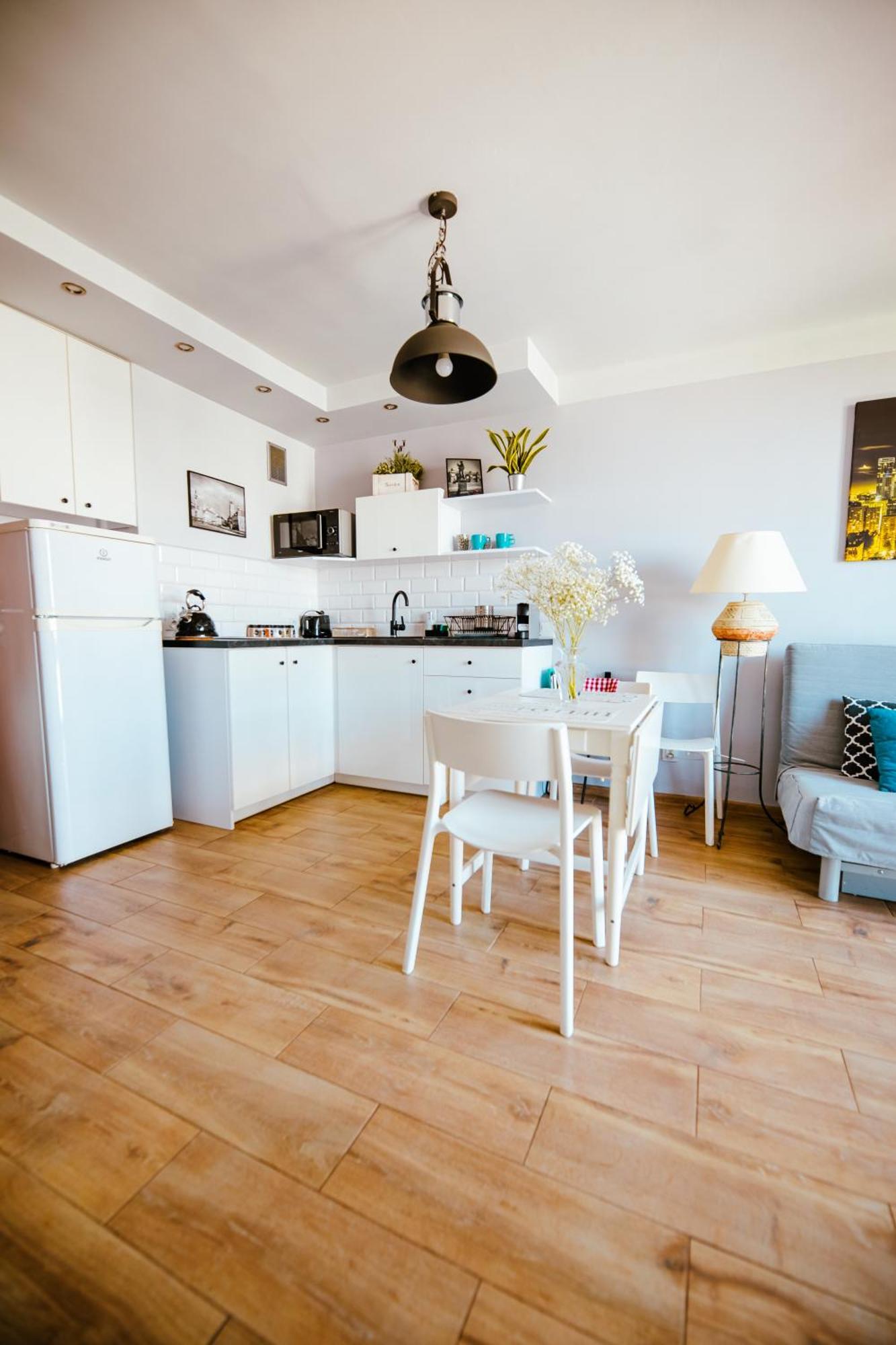 Bright 14Th Floor Central Home With Balcony & Views Varşova Dış mekan fotoğraf